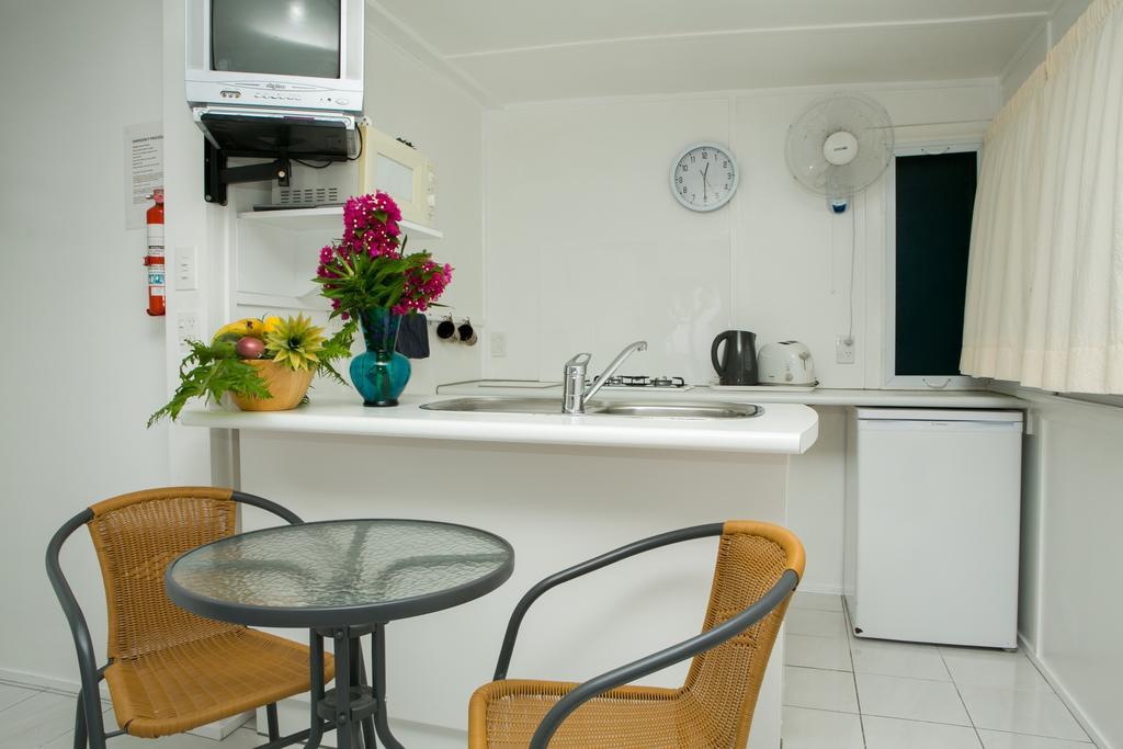 Sunhaven Beach Bungalows (Adults Only) Rarotonga Rom bilde