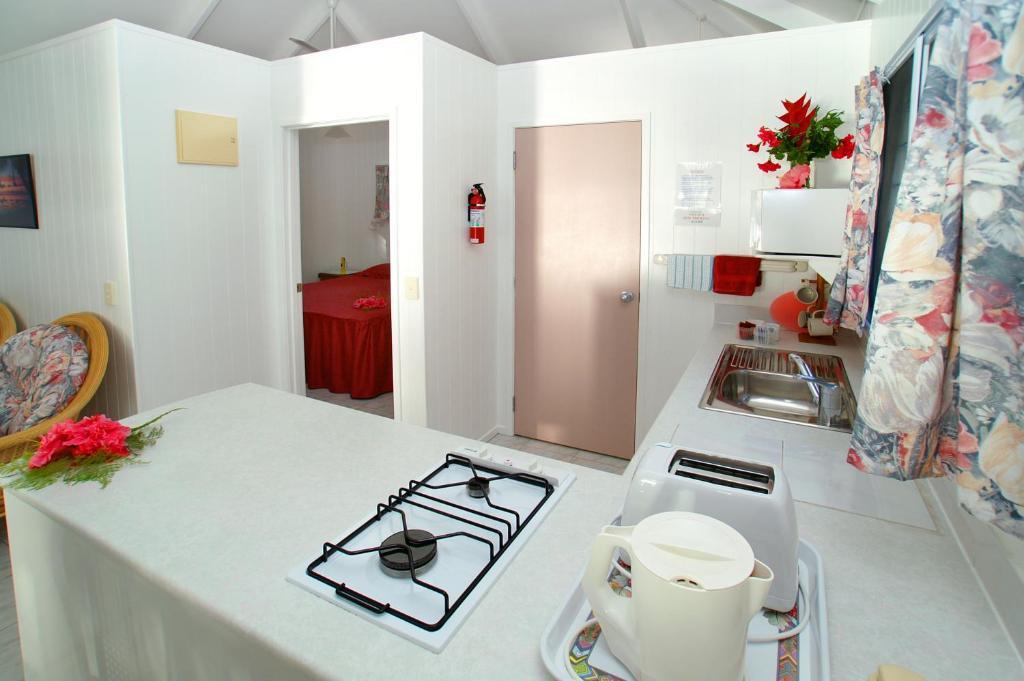 Sunhaven Beach Bungalows (Adults Only) Rarotonga Rom bilde